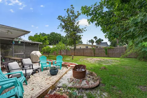 Exterior - 111 Pompano Rd, Saint Augustine, FL 32086 photo 7 of 13