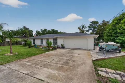Exterior - 111 Pompano Rd, Saint Augustine, FL 32086 photo 10 of 13