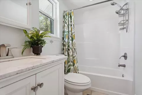 Bath - 56 Dumas St, Saint Augustine, FL 32084 photo 4 of 4