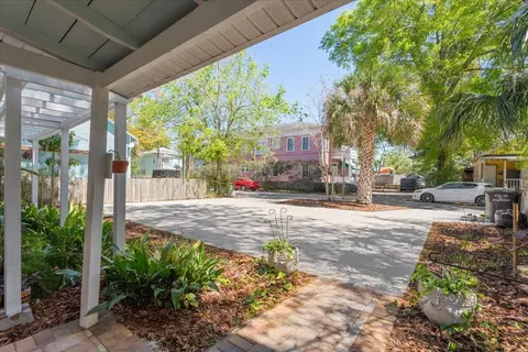 Exterior - 56 Dumas St, Saint Augustine, FL 32084 photo 2 of 7