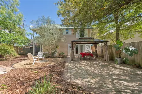 Exterior - 56 Dumas St, Saint Augustine, FL 32084 photo 5 of 7