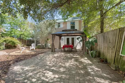 Exterior - 56 Dumas St, Saint Augustine, FL 32084 photo 6 of 7