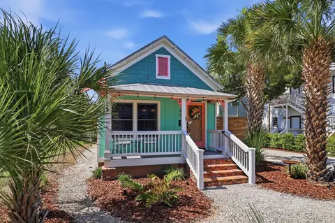 94 Park Pl, Saint Augustine, FL 32084