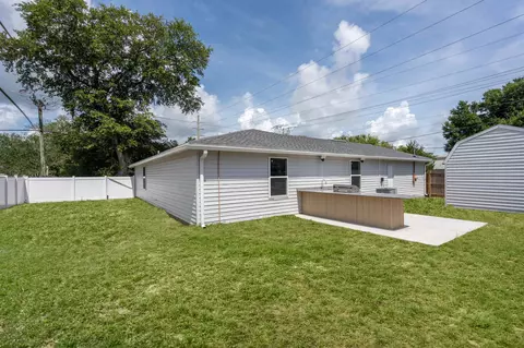 Exterior - 202 Gerona Rd, Saint Augustine, FL 32086 photo 4 of 6