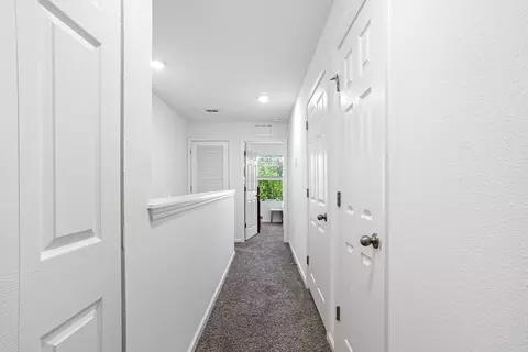 Entry Way - 51 Elmhurst Ln, Saint Augustine, FL 32084 photo 3 of 4