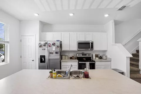 Kitchen - 51 Elmhurst Ln, Saint Augustine, FL 32084 photo 2 of 3