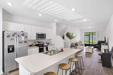 Kitchen - 51 Elmhurst Ln, Saint Augustine, FL 32084 photo 1 of 3