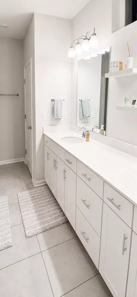 Bath - 231 Willow Crk Ct, Saint Augustine, FL 32092 photo 2 of 4