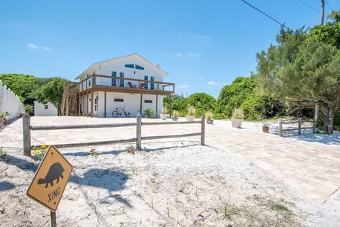 Exterior - 5069 Alta Vista Ave, Saint Augustine, FL 32080 photo 5 of 10