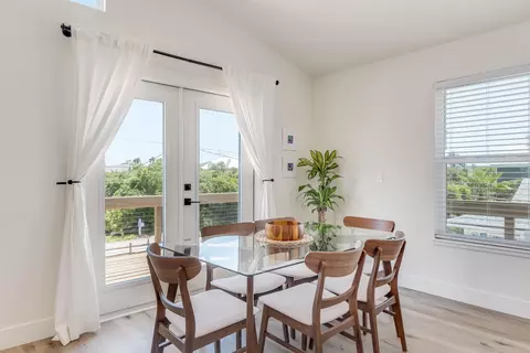 Dining - 5069 Alta Vista Ave, Saint Augustine, FL 32080 photo 1 of 2