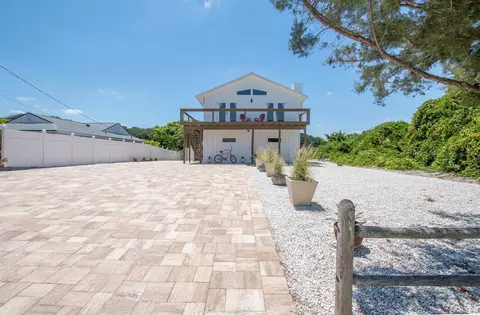 Exterior - 5069 Alta Vista Ave, Saint Augustine, FL 32080 photo 3 of 10