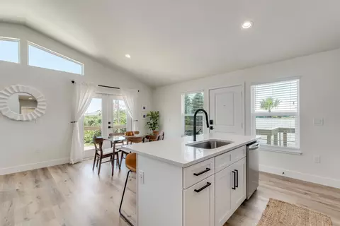 Kitchen - 5069 Alta Vista Ave, Saint Augustine, FL 32080 photo 1 of 3