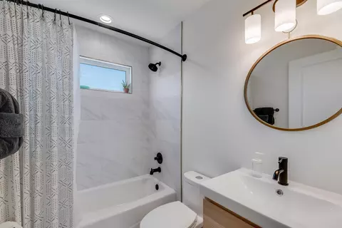 Bath - 5069 Alta Vista Ave, Saint Augustine, FL 32080 photo 1 of 2