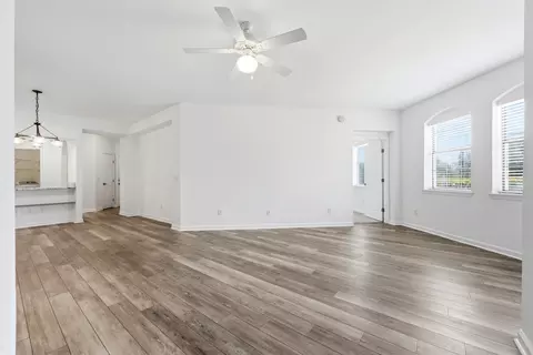 Living - 2500 Vista Cove Rd, Saint Augustine, FL 32084 photo 6 of 7
