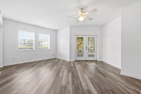 Living - 2500 Vista Cove Rd, Saint Augustine, FL 32084 photo 5 of 7