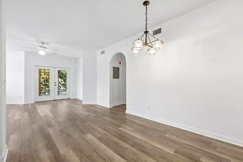 Living - 2500 Vista Cove Rd, Saint Augustine, FL 32084 photo 1 of 7