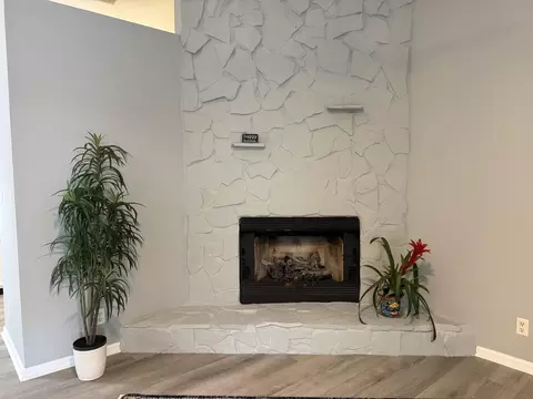 Living - 13 Lockhart Ln, Saint Augustine, FL 32080 photo 2 of 7