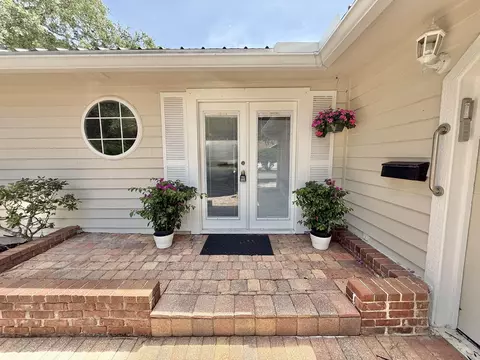 Exterior - 13 Lockhart Ln, Saint Augustine, FL 32080 photo 2 of 13