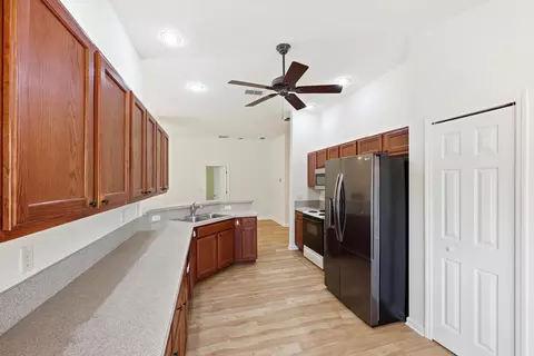 Kitchen - 385 Whisper Ridge Dr, Saint Augustine, FL 32092 photo 2 of 4