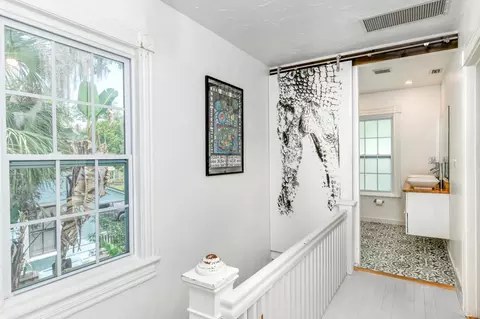 Entry Way - 64 Weeden St, Saint Augustine, FL 32084 photo 6 of 10