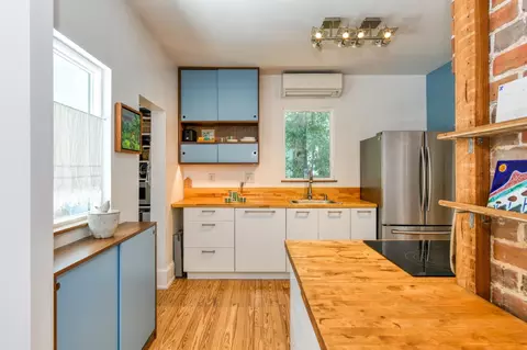 Kitchen - 64 Weeden St, Saint Augustine, FL 32084 photo 2 of 5