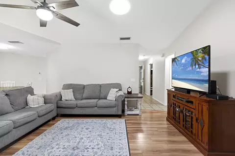 Living - 900 Colonial Dr, Saint Augustine, FL 32086 photo 2 of 3