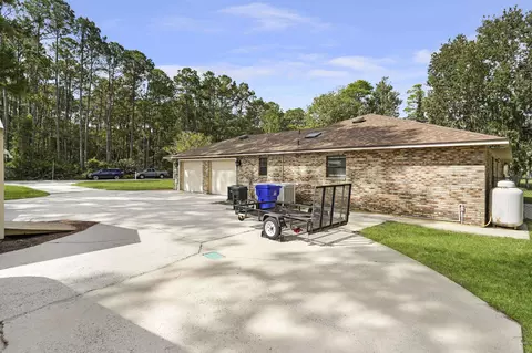 Exterior - 900 Colonial Dr, Saint Augustine, FL 32086 photo 8 of 8