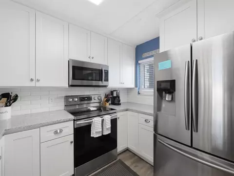 Kitchen - 8550 A1a S #343, Saint Augustine, FL 32080 photo 2 of 3