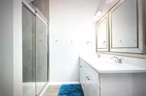 Bath - 5484 1st St, Saint Augustine, FL 32080 photo 1 of 2