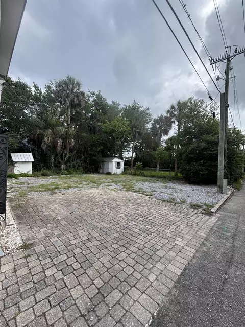52 E San Carlos Ave, Saint Augustine, FL 32084