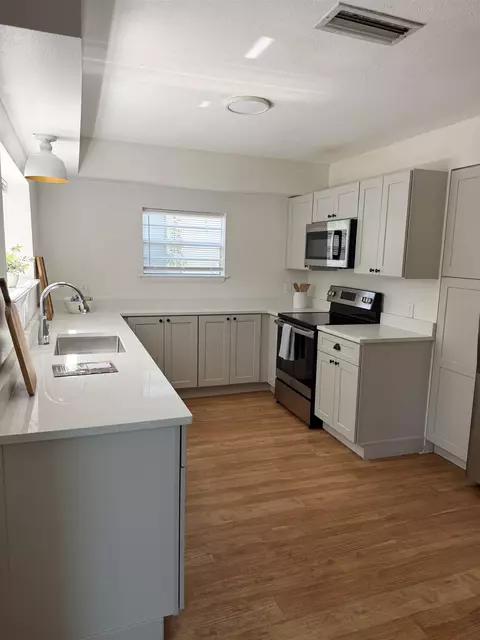 63 Dumas St, Saint Augustine, FL 32084 photo 5