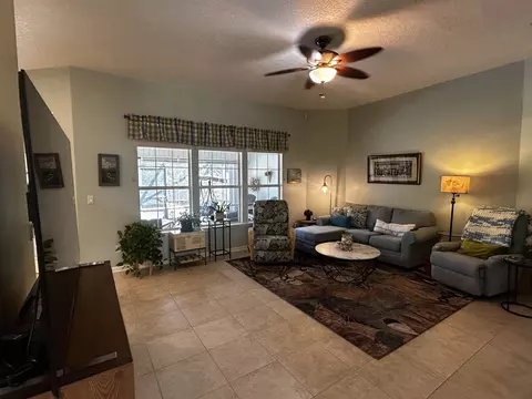 Living - 120 Summerhill Cir, Saint Augustine, FL 32086 photo 4 of 4