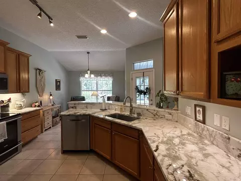Kitchen - 120 Summerhill Cir, Saint Augustine, FL 32086 photo 8 of 9