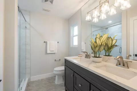 Bath - 420 Trade Wind Ln, Saint Augustine, FL 32080 photo 3 of 5