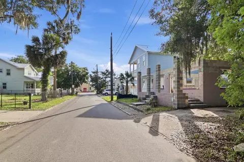 118 Lincoln St, Saint Augustine, FL 32084 photo 3