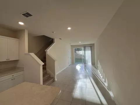Living - 198 Whispering Brook Dr, Saint Augustine, FL 32084 photo 1 of 1