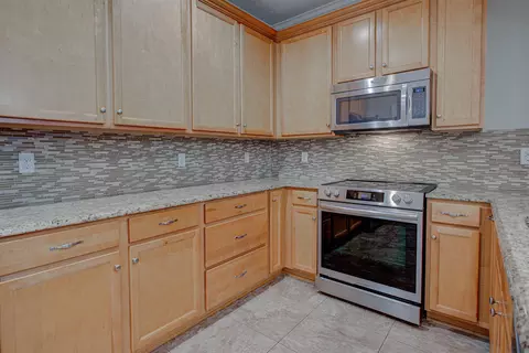 Kitchen - 128 Amistad Dr, Saint Augustine, FL 32086 photo 4 of 5