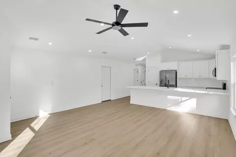 Living - 232 Jackson Blvd, Saint Augustine, FL 32095 photo 3 of 4