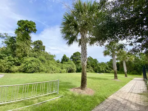 Exterior - 168 Bella Dr, Saint Augustine, FL 32086 photo 8 of 10