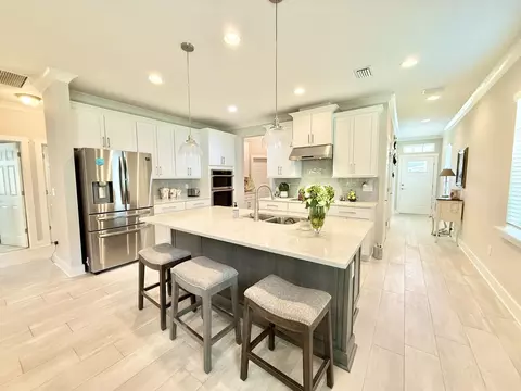Kitchen - 168 Bella Dr, Saint Augustine, FL 32086 photo 8 of 9