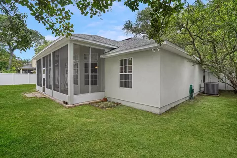 Exterior - 124 Bonita Rd, Saint Augustine, FL 32086 photo 3 of 4
