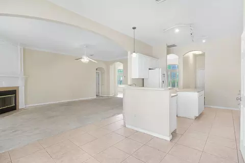 Living - 124 Bonita Rd, Saint Augustine, FL 32086 photo 6 of 6