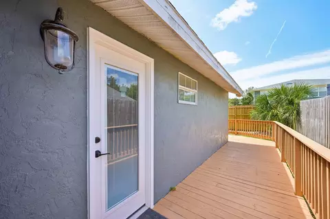 Exterior - 207 B St, Saint Augustine, FL 32080 photo 4 of 7