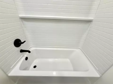 Bath - 4571 Sixth Ave, Saint Augustine, FL 32095 photo 5 of 5