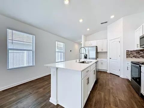 Kitchen - 234 Chesterwood Rd, Saint Augustine, FL 32084 photo 4 of 5