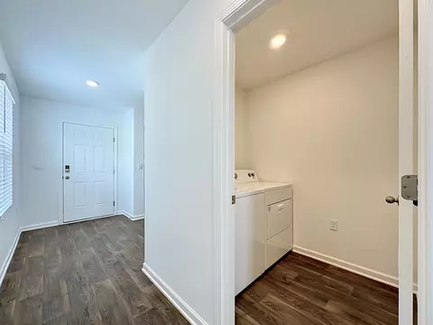 Entry Way - 234 Chesterwood Rd, Saint Augustine, FL 32084 photo 3 of 3
