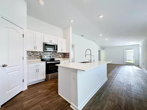 Kitchen - 234 Chesterwood Rd, Saint Augustine, FL 32084 photo 1 of 5