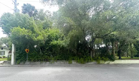 26 S Whitney St, Saint Augustine, FL 32084 photo 4