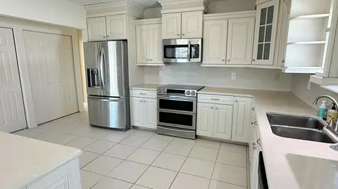Kitchen - 2 11th St, Saint Augustine Beach, FL 32080 photo 4 of 4