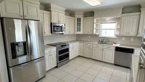 Kitchen - 2 11th St, Saint Augustine Beach, FL 32080 photo 3 of 4
